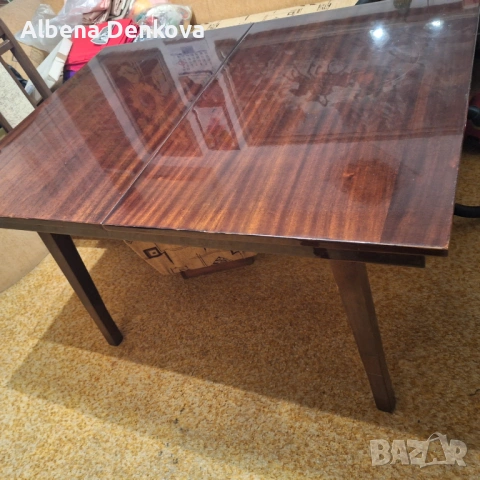 Разтегателна маса 