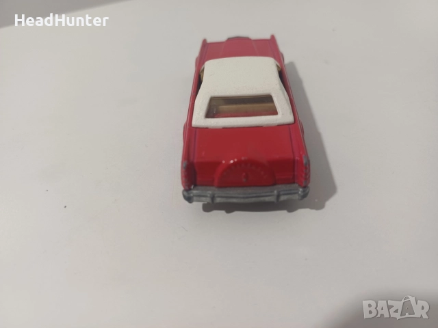 1/64 Lincoln Continental Matchbox, снимка 7 - Колекции - 52474978