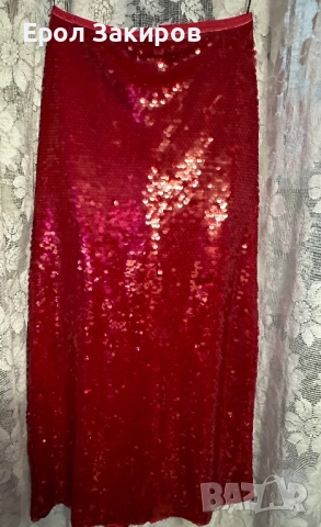 Червена пола с пайети