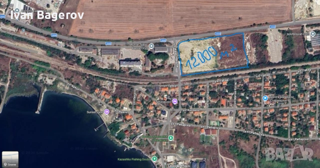 Промишлен парцел на входа на Казашко