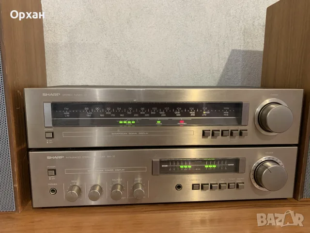 Продавам ретро стерео система Sharp SM-30 (усилвател) и Sharp ST-30 (тунер) – Топ състояние!
