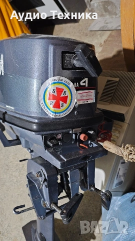 Извънбордов двигател Yamaha 4 Ямаха, снимка 2 - Воден транспорт - 53144099