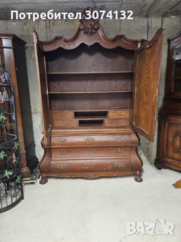 Гардероб в стил Чипъндейл, снимка 2 - Гардероби - 47525880