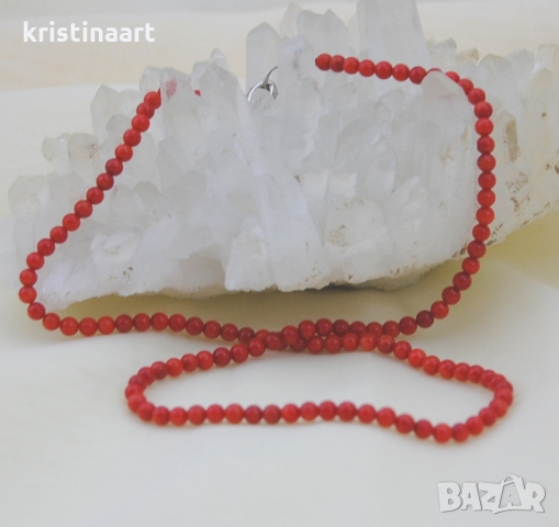 Колие от червен корал ,3-4мм, снимка 2 - Колиета, медальони, синджири - 36075002