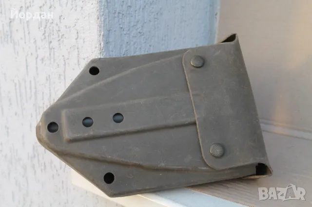 Немска военна сгъваема лопата