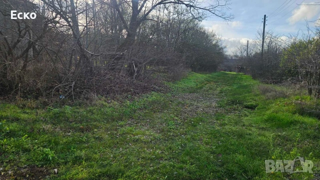 Продавам парцел с. Одринцы 2400м2