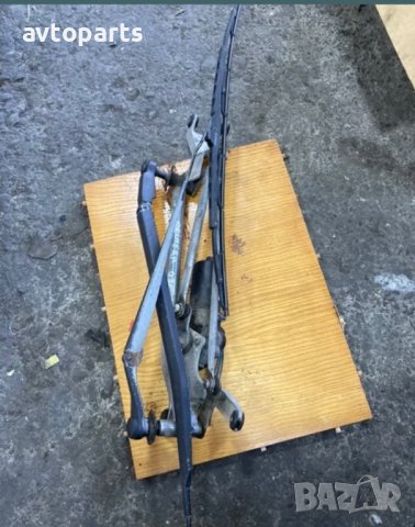 Nissan primera 2003година машинка чистачки с рамене