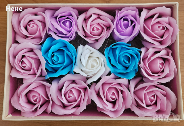 Квадратна картонена кутия с 15 бр сапунени рози , снимка 4 - Други - 44583112