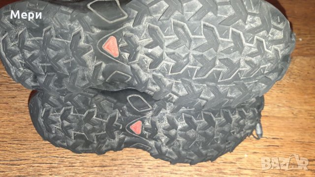 Туристически обувки Salomon , снимка 4 - Детски обувки - 34306826