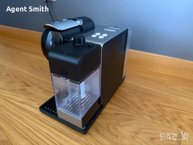 Кафемашина Nespresso Lattissima Plus, снимка 3 - Кафемашини - 53779326