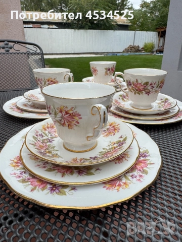 Английски сервиз Colclough “Wayside Honeysuckle” – 52 части, снимка 4 - Антикварни и старинни предмети - 52027004