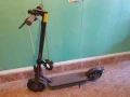 Продвавам електрическа тротинетка Xiaomi Mi Scooter 4, снимка 1