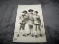 Стара пощенска картичка с деца от 1932г., снимка 1