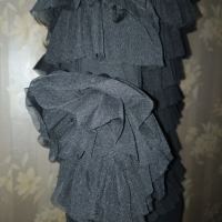Juffrouw jansen M- Уникален топ в черно с волани от тюл, снимка 12 - Корсети, бюстиета, топове - 44725219