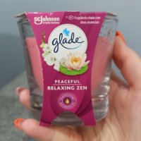 Ароматна свещ Glade Relaxing Zen, 129 грама, орхидея и водна лилия, снимка 1 - Ароматизатори - 41189402