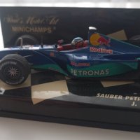 1/43 Red Bull Sauber Petronas C18 – Jean Alesi(1999) с автограф на Алези, снимка 7 - Фен артикули - 41462857