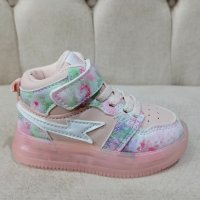 Розови кецове н. 20-25, снимка 1 - Детски обувки - 42443886