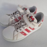 Маратонки Adidas с Minnie Mouse, 30 номер , снимка 3 - Детски маратонки - 42590041