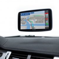 GPS НАВИГАЦИЯ TOMTOM GO DISCOVER, снимка 2 - TOMTOM - 33805215