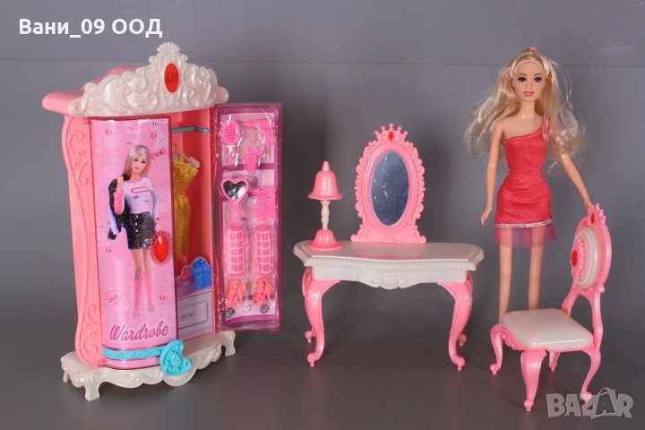 Кукла Барби с гардероб, тоалетка и аксесоари, снимка 1