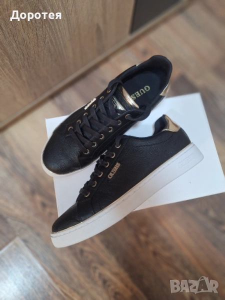 Нови оригинални кецове на Guess , снимка 1