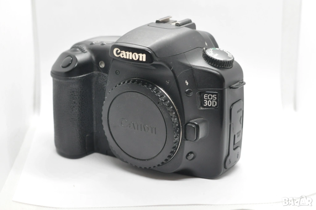 Цифров фотоапарат Canon EOS 30D, снимка 1