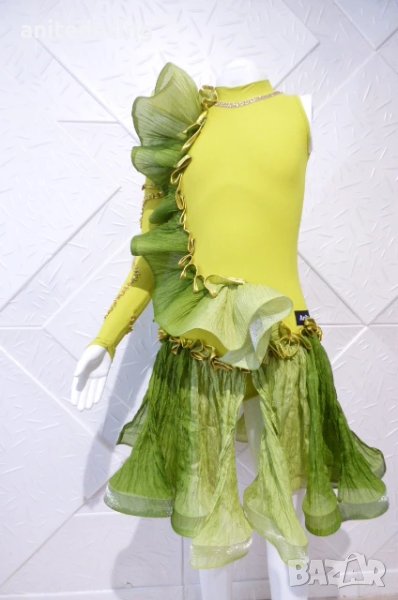 Детска рокля за спортни танци в зелен цвят, снимка 1