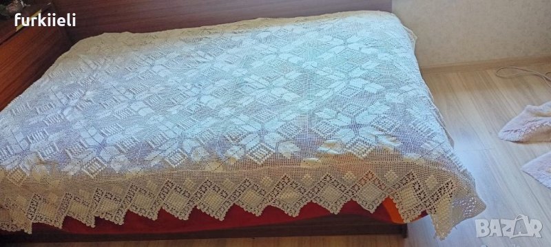 Ръчно плетено покривало за легло, снимка 1