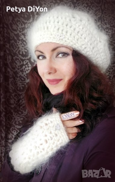 Плетени дамска шапка и ръкавици с мохер и метални сърца, снимка 1