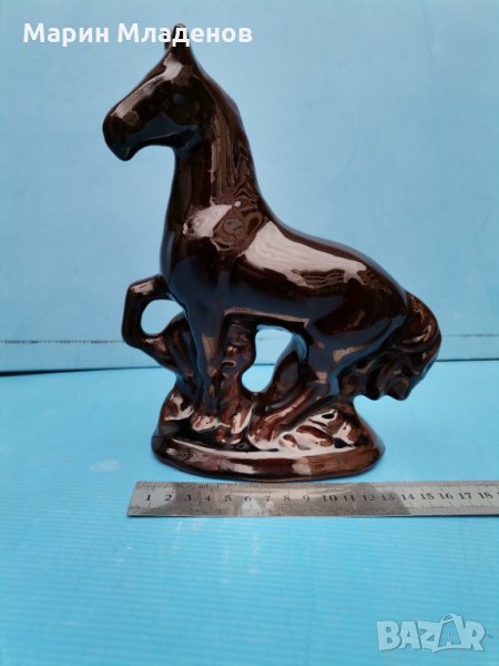 Статуетка, керамика - кон, снимка 1