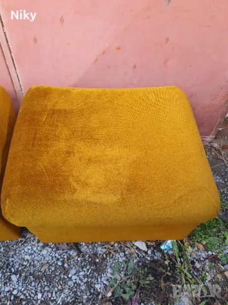 Табуретки 2 броя, снимка 1