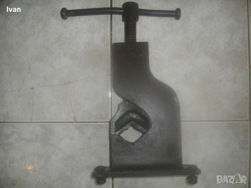 6,5 кг Заводско Тръбно Менгеме Старо Качество-Отлично-Захват 10-85мм-Немско-Масивно-Плътно Желязо, снимка 1