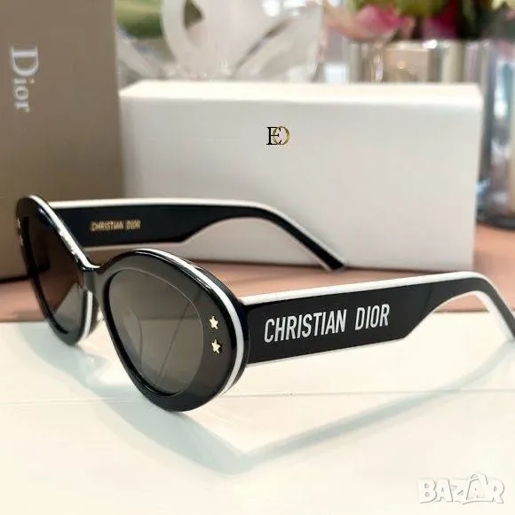 очила с Калъф и Кутия christian dior saint laurent , снимка 1