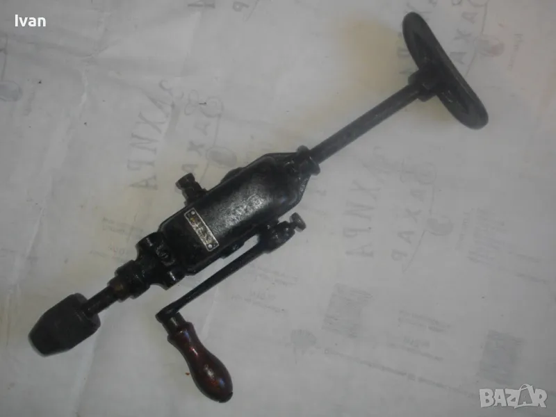 3,0кг/захват 13мм/2 скорости НЕМСКА МАСИВНА СТАРО КАЧЕСТВО РЪЧНА ДРЕЛКА БОРМАШИНА С ОПОРНО РАМО, снимка 1