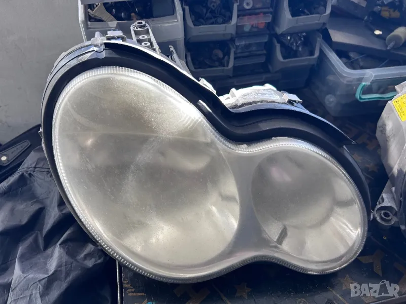 Оригинални фарове за Мерцедес Ц класа W203 C class Facelift 2005, снимка 1