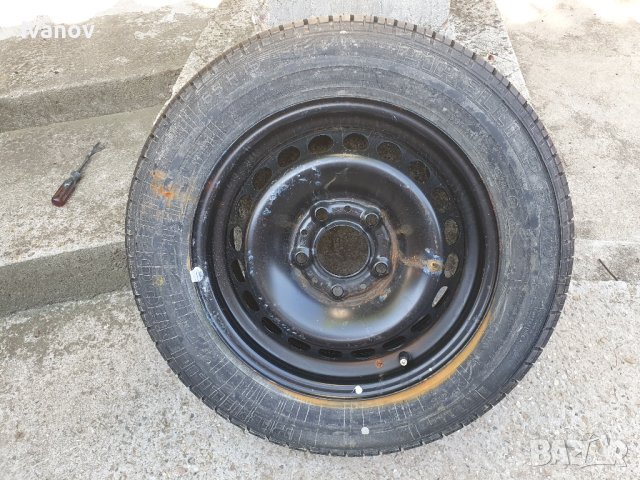 Резервна гума за бмв е36 bmw e36 spare tyre PIRELLI P600 185 65 r15 88H  5x120 NEU, снимка 5 - Части - 42001602