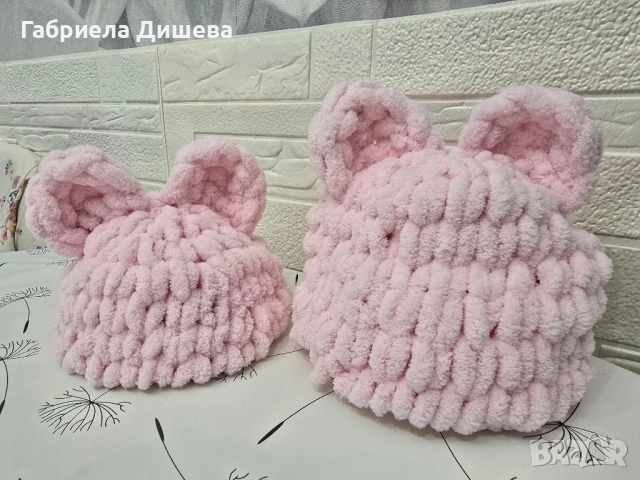 Ръчно плетени одеалца, шапки и шалове., снимка 17 - Спално бельо и завивки - 51197295