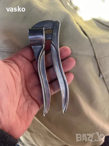 СССР преса за чесън, снимка 2 - Прибори за хранене, готвене и сервиране - 49868285