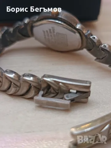 Дамски часовник Q&Q, снимка 4 - Дамски - 49805271