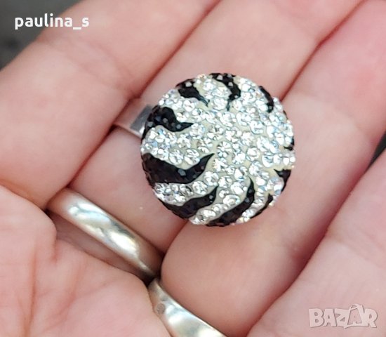 Два различни пръстена / Swarovski / Нов сребърен пръстен с регулация, проба 925 / топка , снимка 4 - Пръстени - 29670193