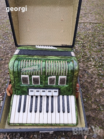акордеон Welt meister 40 баса, снимка 2 - Акордеони - 52677905