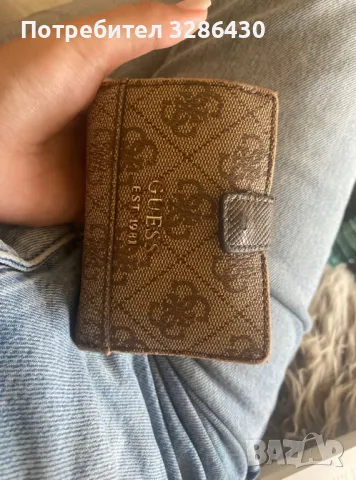 Оригинално портмоне на Guess, снимка 1