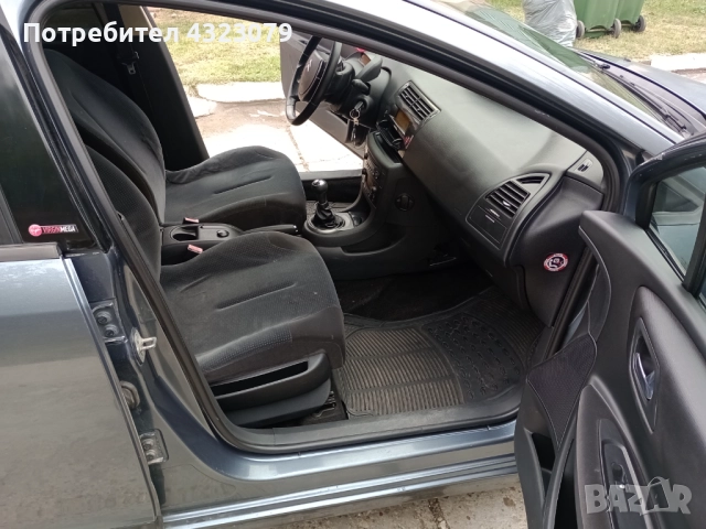 Ситроен С 4 Дизел Евро 4 1.6/90, снимка 9 - Автомобили и джипове - 51787503