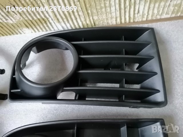 VW Golf V Решетки в предна броня халоген Голф 5 решетка, снимка 3 - Части - 34435371
