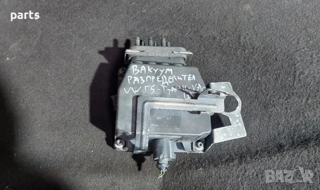 Вакуум Разпределител 2.0TDI
VW Голф 5-Туаран-Голф 7-Пасат 6-Ауди A3 8P-Сеат-Ибиза-Мицубиши-6Q0131075, снимка 2 - Части - 47453405