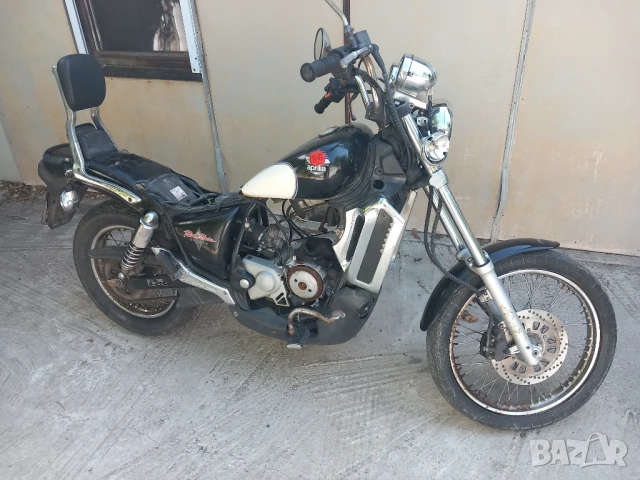 Aprilia red rose 125cc 