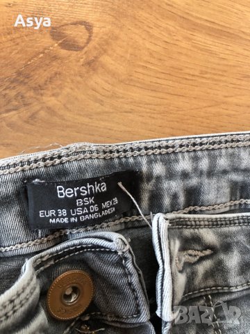 Дънки слим Bershka, снимка 7 - Дънки - 42727327