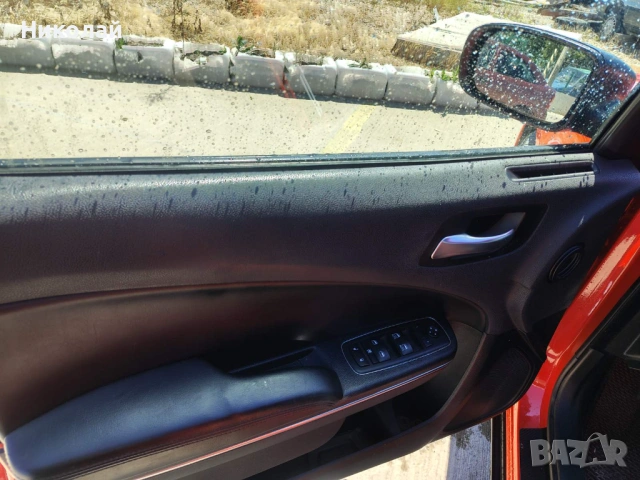 Бартер додж чаржър 2017г. 5.7 ХЕМИс ГАЗ, снимка 6 - Автомобили и джипове - 53595156