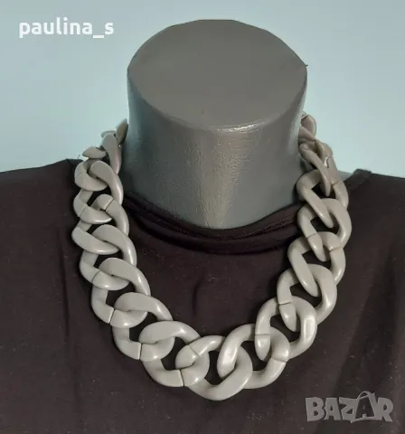 Лотове от бижута, чокъри тип вериги в черно и сиво / чокър и гривна, обеците са подарък, снимка 13 - Бижутерийни комплекти - 37897945