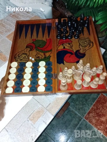 Шах48/48 с дървени фигури и синьобели пулове, снимка 12 - Статуетки - 51787327